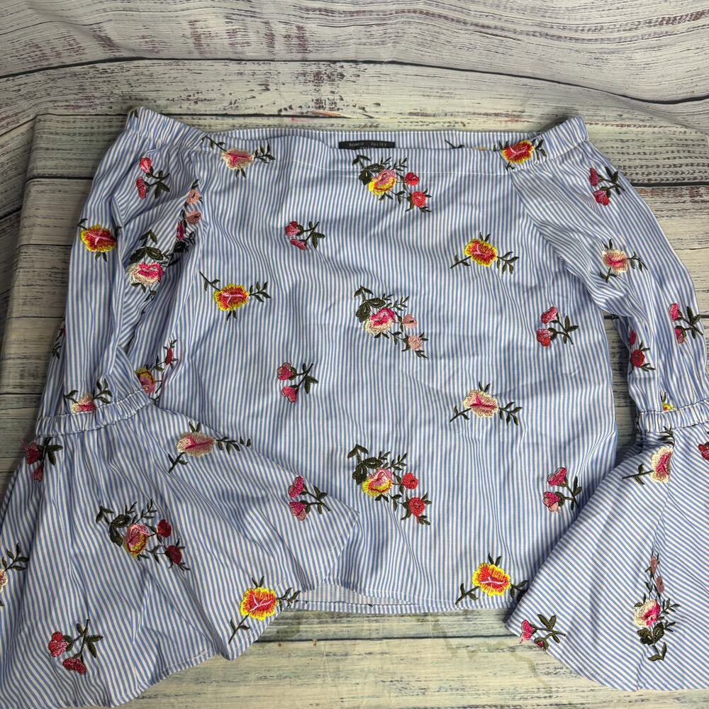 Romeo + Juliet Couture Medium Blue Stripe Floral Embroidered Off Shoulder Top